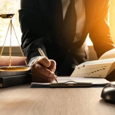 Top 5 Questions to Ask When Interviewing Local Attorneys | Fred Miller Lawyer