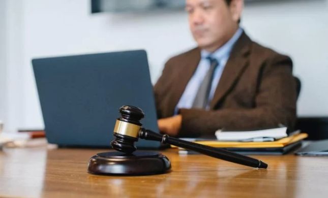 The Ultimate Guide to Finding Trusted Attorneys in Your City | Fred Miller Lawyer