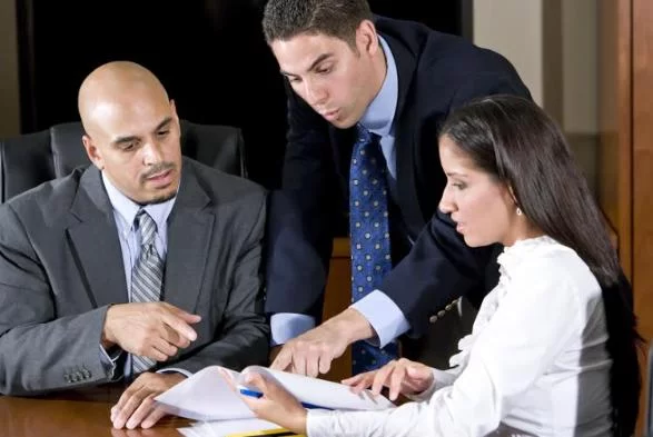 5 Tips for Choosing the Right Law Firm in Your Area | Fred Miller Lawyer