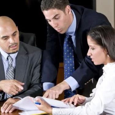 5 Tips for Choosing the Right Law Firm in Your Area | Fred Miller Lawyer