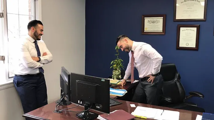Escobar Law Firm, PLLC - hablamos español! 2