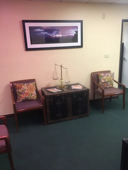 LA LAW CENTER, PC 1
