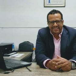 ABOGADO Y NOTARIO SALVADOREÑO ico