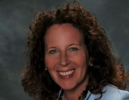 Hillary Johns, Trial Lawyer