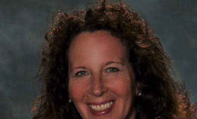 Hillary Johns, Trial Lawyer