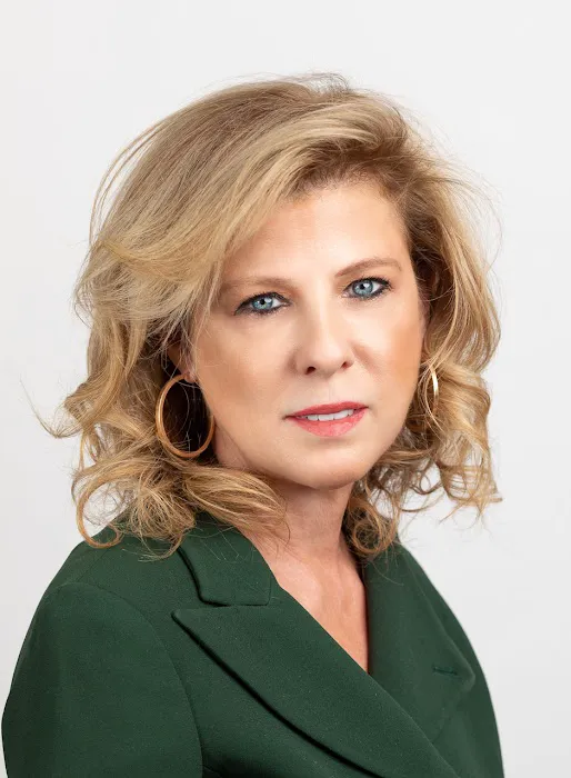 Elise Lampert Attorney at Law 2