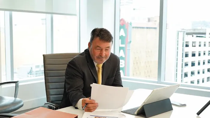 Farris, Riley & Pitt, LLP 1