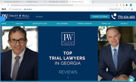 attorney for defending criminal case
