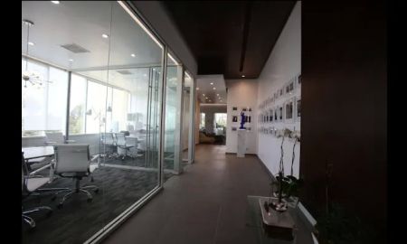 The Law Offices of Seth B. Bobroff