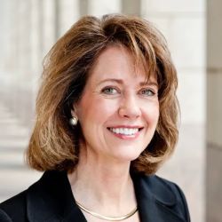 Jennifer Bisset ico