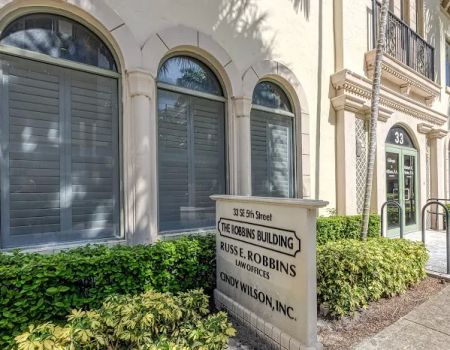 Law Offices of Russ E. Robbins, P.A.