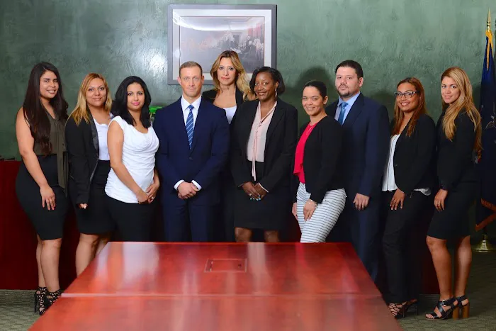ARONOVA & ASSOCIATES 8