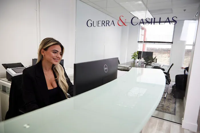 Guerra & Casillas 6