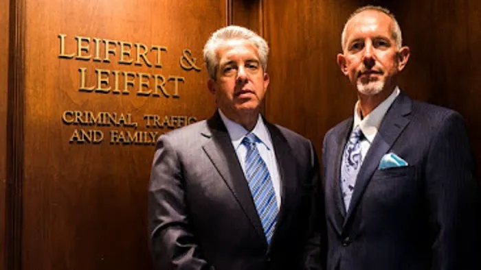 Leifert & Leifert 5