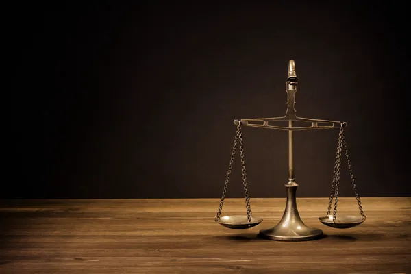 Kneeland & Lazure Law 1