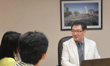 Francis Law Center - Chicago Immigration Lawyer/ Abogados de Inmigración Jae Francis