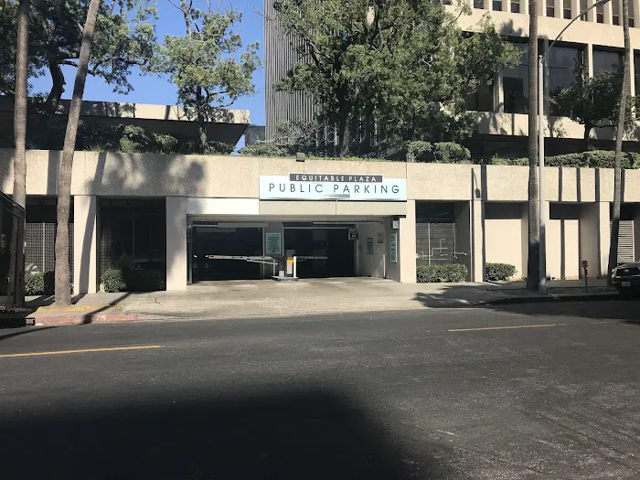 Law Offices Of Justin E. Sterling 3