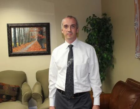 Attorney Alex Andryuschenko