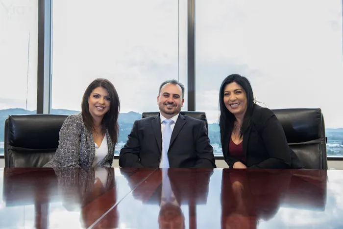 KCNS Law Group, LLP 2