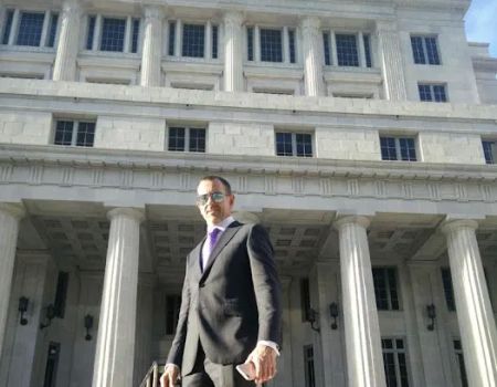 Lonnie Lawyer LLC