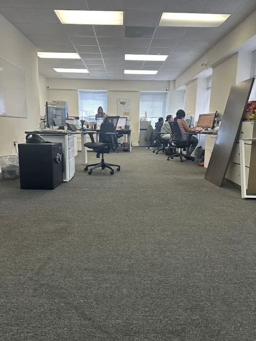Lonnie Lawyer LLC 3