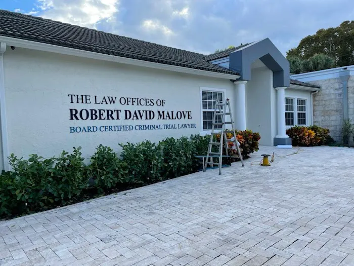 The Law Offices of Robert David Malove 4
