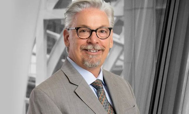 Anthony L. Giacomini