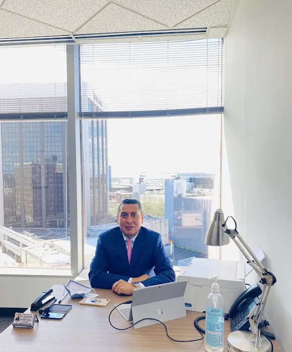 Abogados y Notarios Salvadoreños en Fort Lauderdale, Florida 1