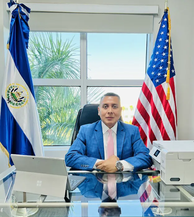 Abogados y Notarios Salvadoreños en Fort Lauderdale, Florida 4