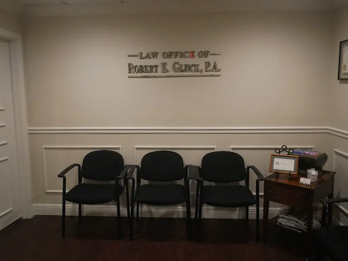 Law Offices of Robert E. Gluck 0