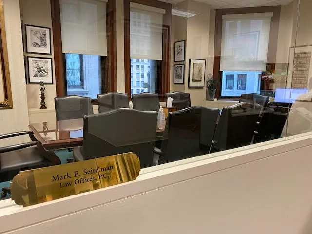 Mark E. Seitelman Law Offices - Accident & Injury Attorneys 5