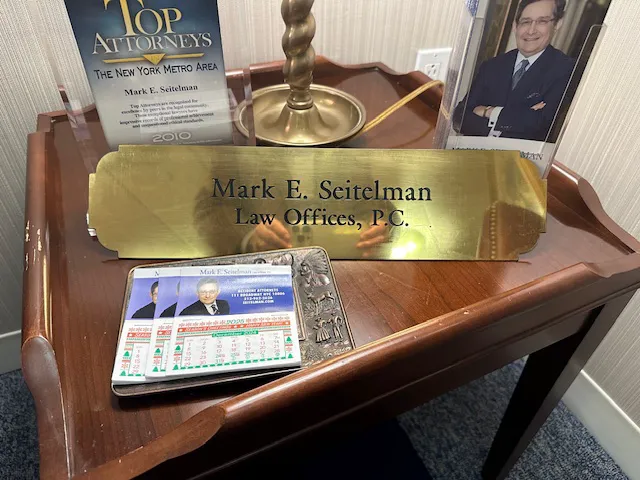 Mark E. Seitelman Law Offices - Accident & Injury Attorneys 3