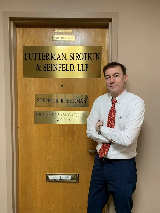 Koenigsberg & Associates Law Offices | Queens Personal Injury Lawyer 5