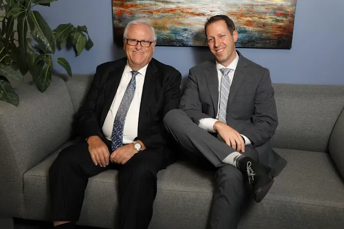 Isaacson, Schiowitz & Korson, LLP 0