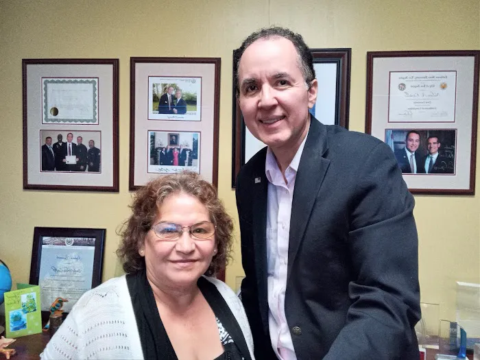 Abogado de Inmigración Nelson A. Castillo en Los Ángeles, CA 3