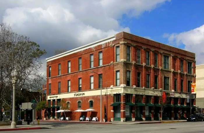 Law Office of Fernando M. Luna 2