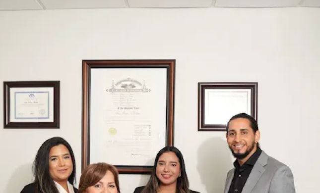 Immigration Law Offices of Ana M. Villalon, Esq. at Tamarac, FL