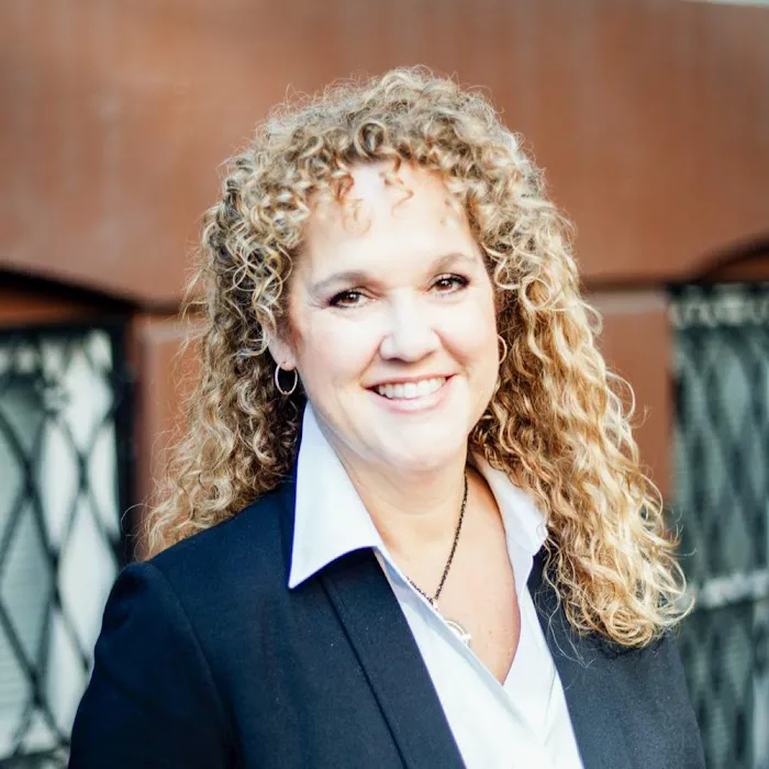 Roth & Roth LLP 4