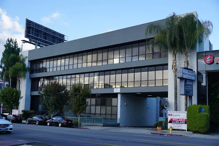 RHM LAW LLP 3