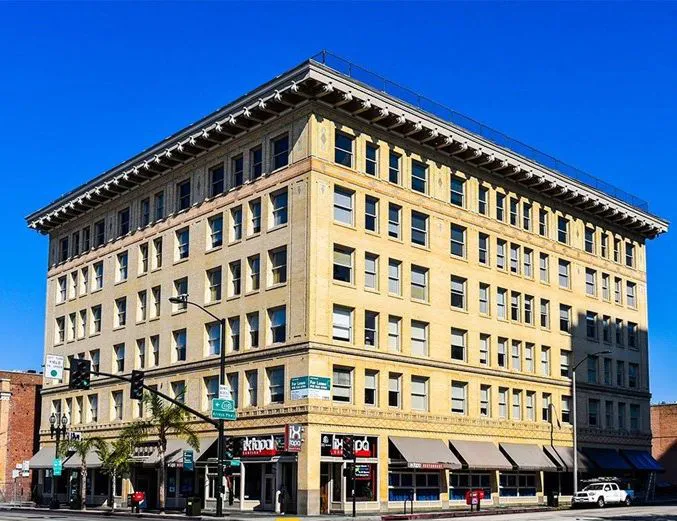 Brent & Fiol, LLP 0