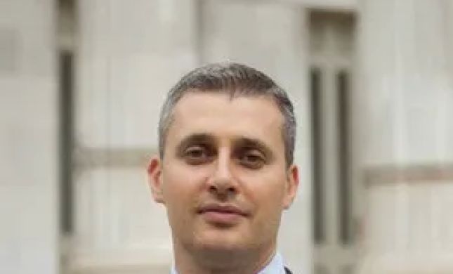 Stan Ulis, Esq.