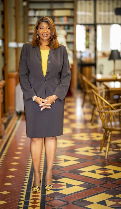 Law Office of Lesly R Devereaux 0