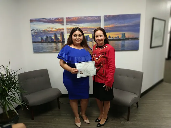 Abogado de Inmigración en San Diego | Erika Rodriguez 7
