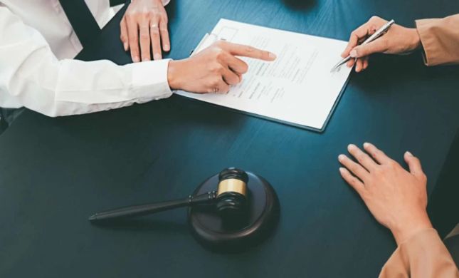 Find a Lawyer for Non-Compete Clauses in Contracts: Protect Your Rights