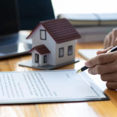 Business Lawyers Specializing in Franchising: Expert Legal Guidance for Your Franchise Business