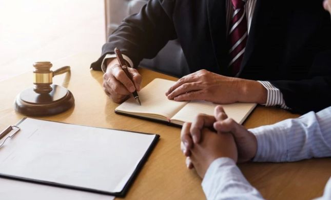 Top Attorneys for Commercial Leases in the U.S. | Expert Legal Advice