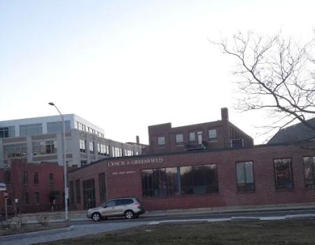 Lynch & Greenfield LLP