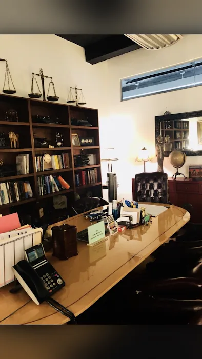 Neil Weinrib & Associates 7