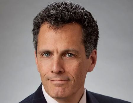 Foley & Lardner LLP: Jonathan E. Moskin