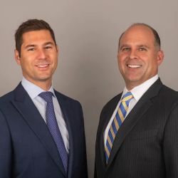 Viñas & DeLuca Injury & Accident Lawyers ico